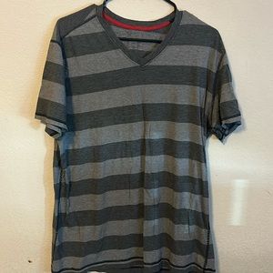 Lululemon T shirt